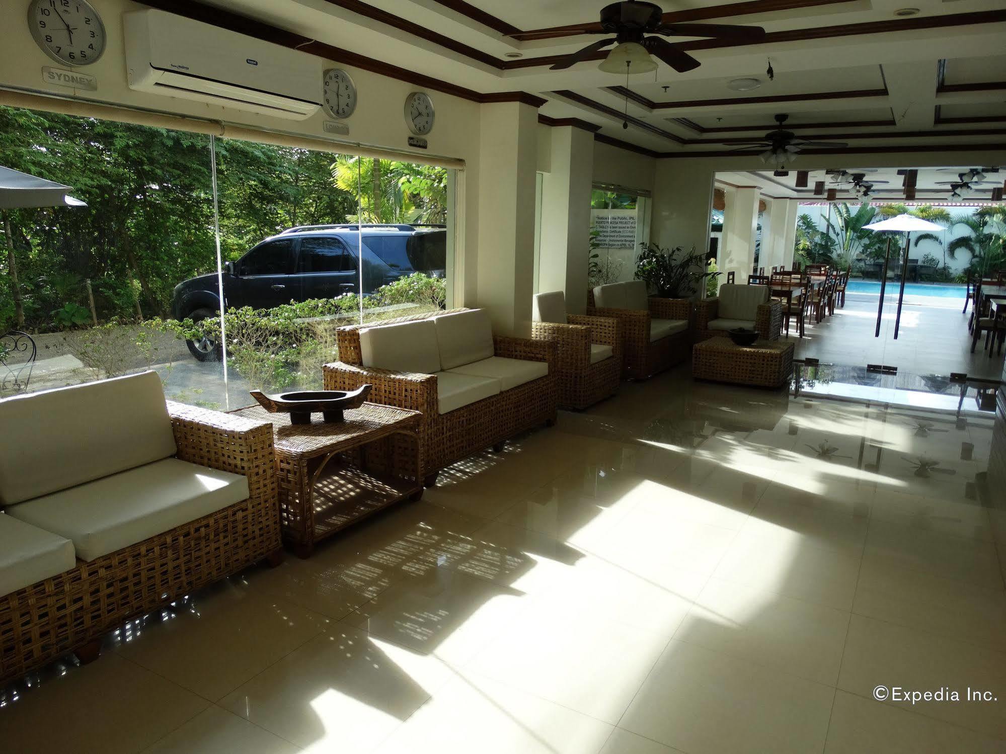 Ipil Suites Puerto Princesa Esterno foto