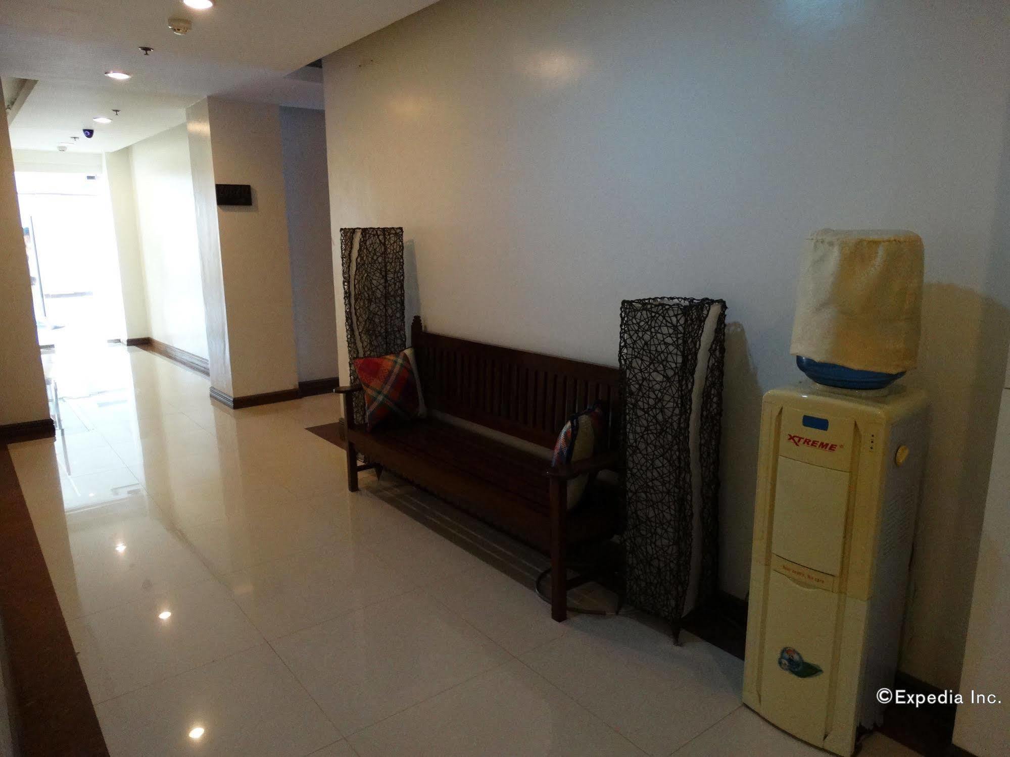 Ipil Suites Puerto Princesa Esterno foto