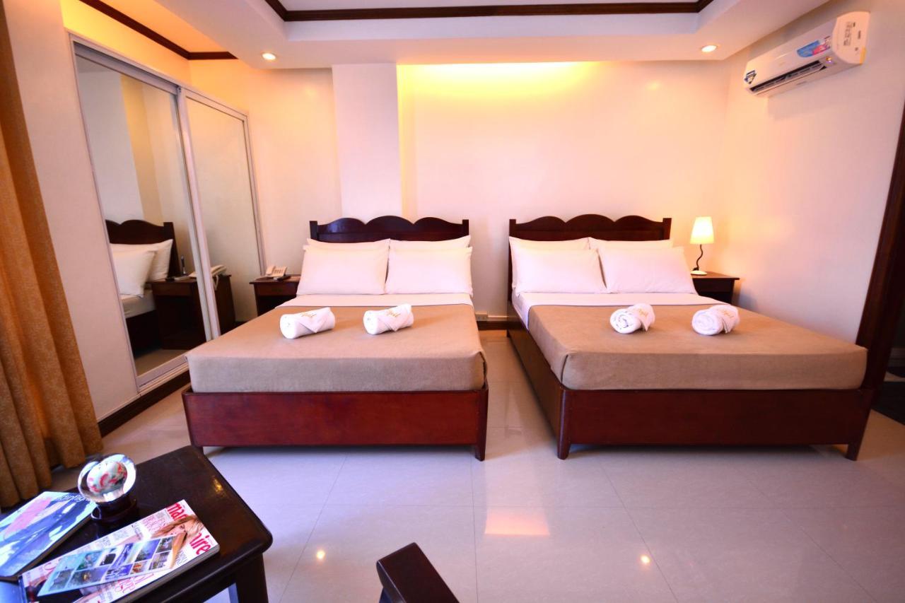 Ipil Suites Puerto Princesa Esterno foto