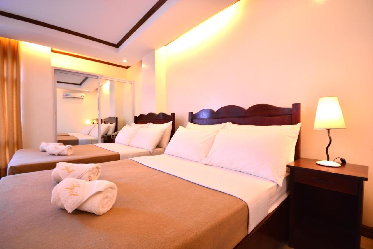 Ipil Suites Puerto Princesa Esterno foto