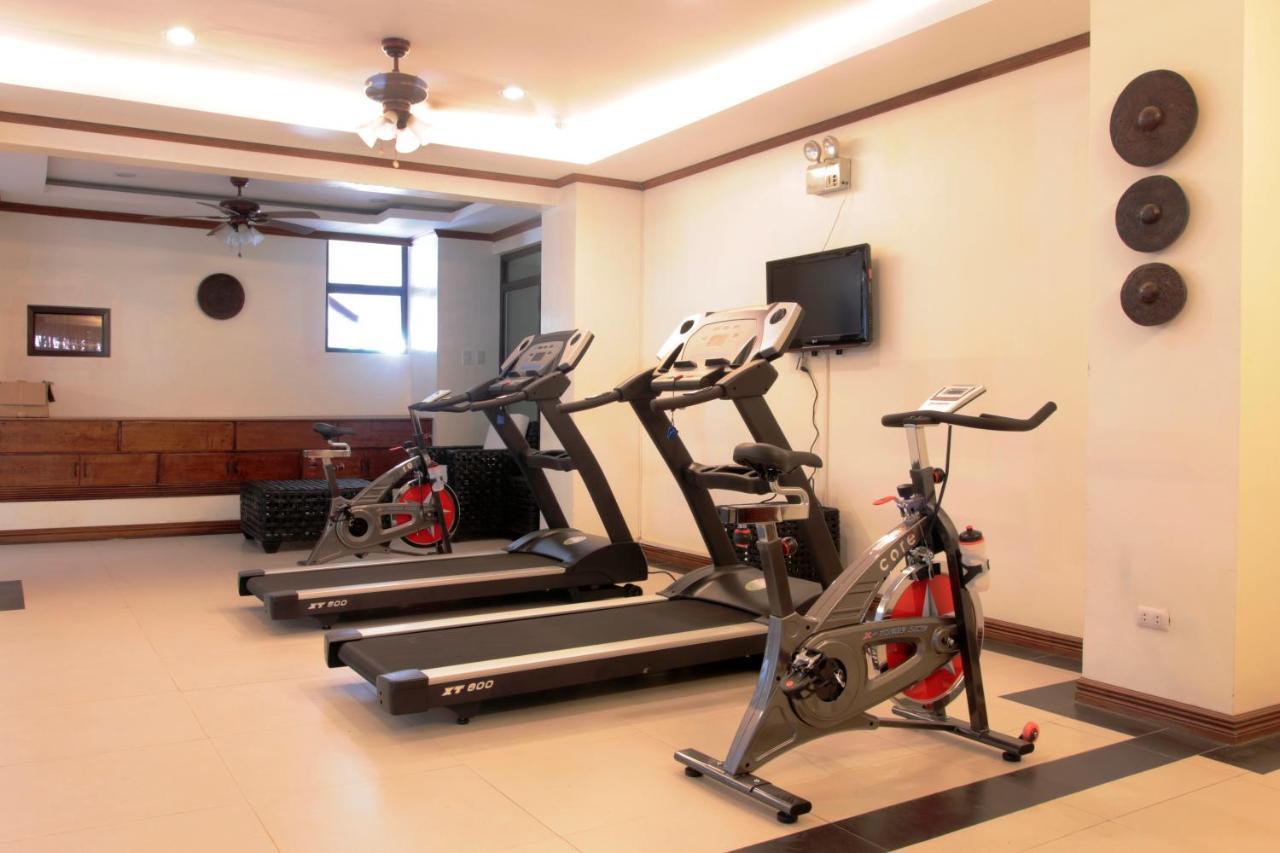Ipil Suites Puerto Princesa Esterno foto